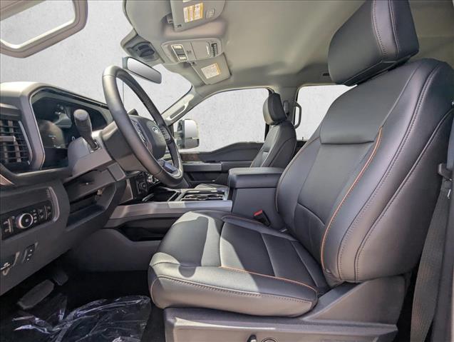 2026 Ford F-250 Lariat photo 4