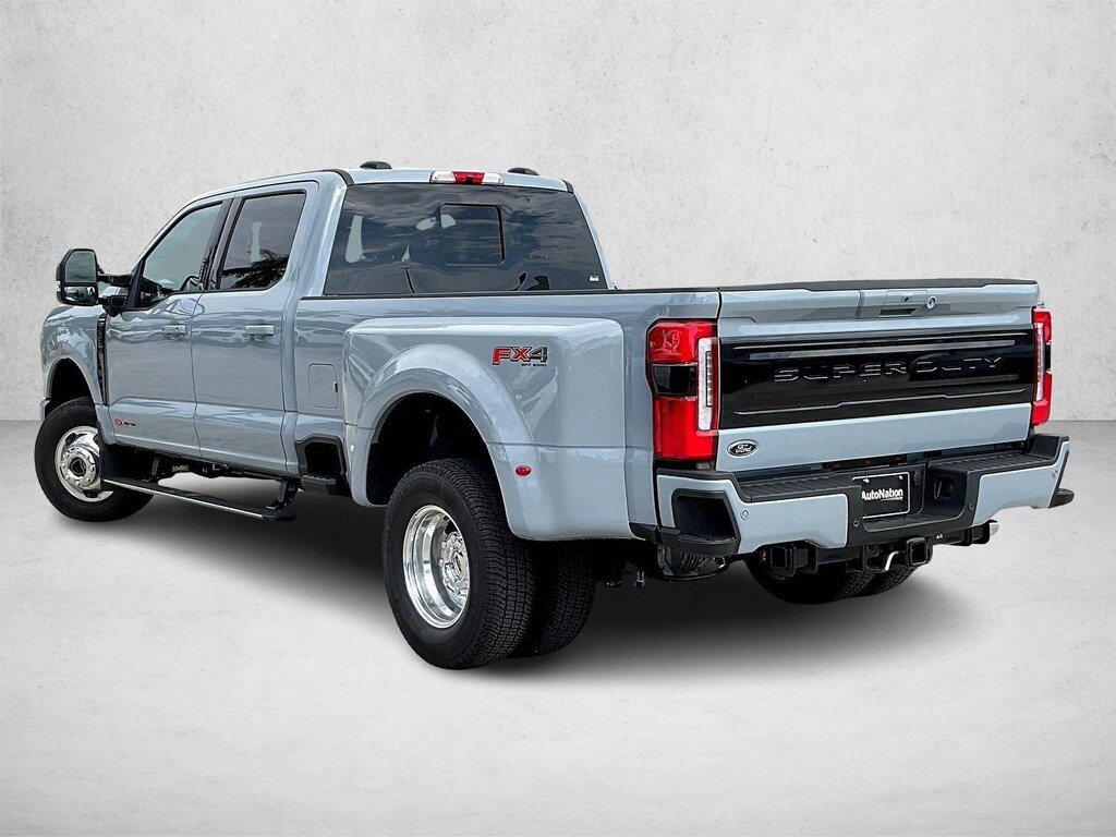 New 2026 Ford F-350 Platinum Truck Crew Cab