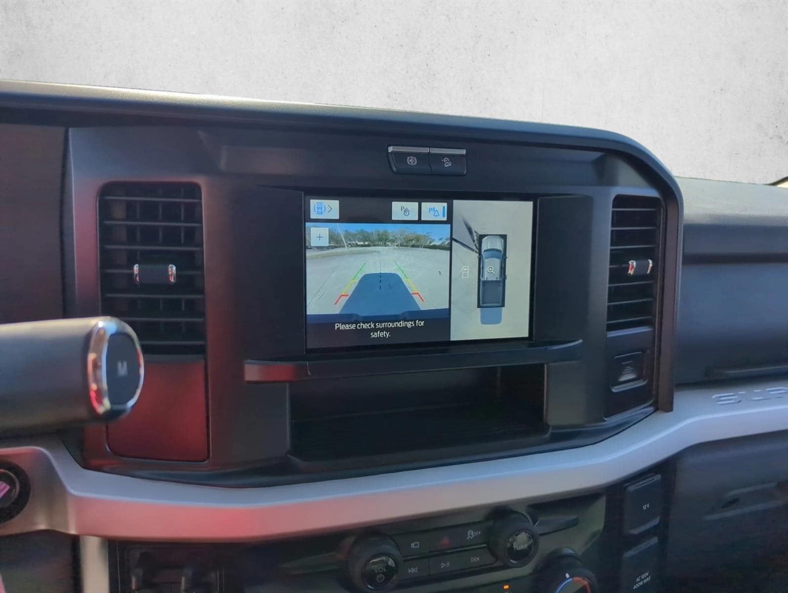 2026 Ford F-250 Super Duty XLT - Photo 10