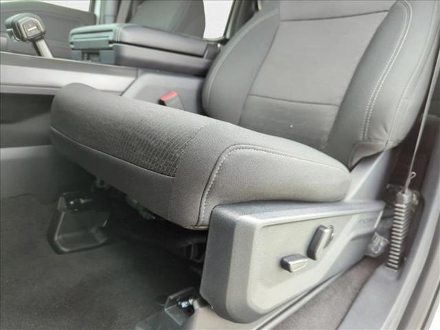 2025 Ford F-150 XLT photo 4