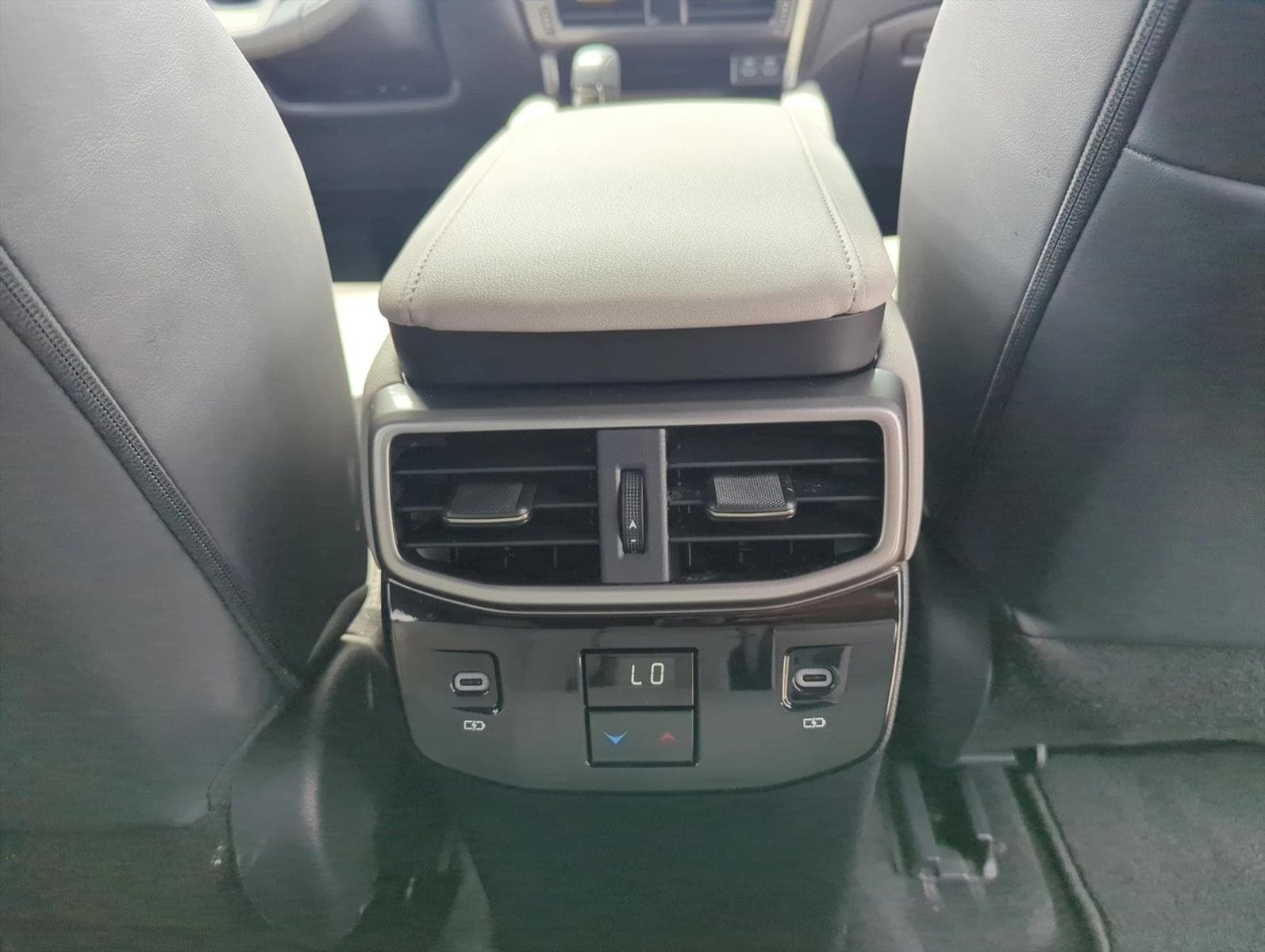2025 Lexus RX 19