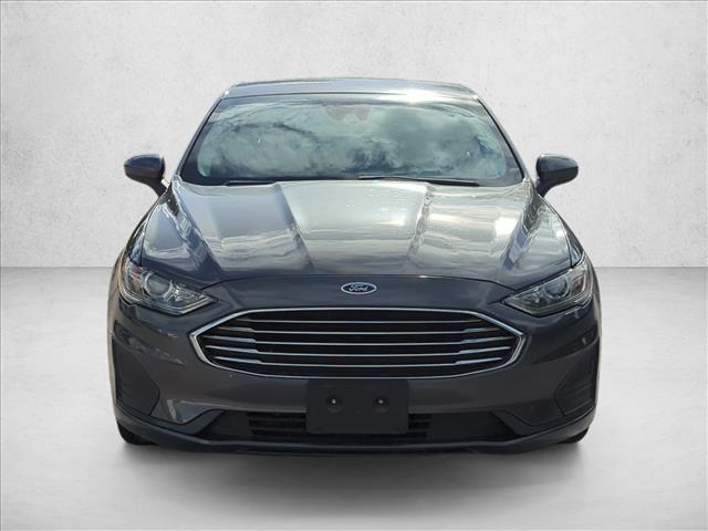 2019 Ford Fusion Hybrid SE photo 2