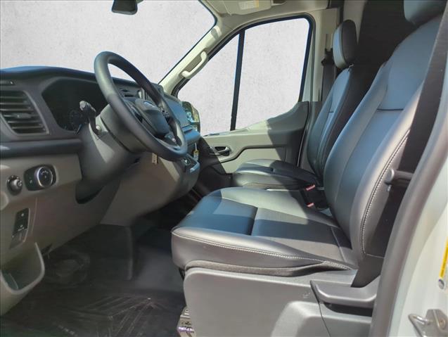 2025 Ford Transit photo 2