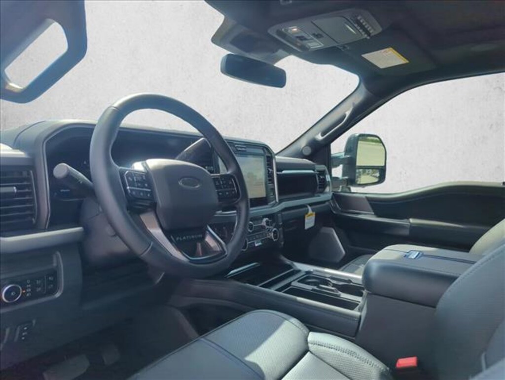 New 2026 Ford F-350 Platinum Truck Crew Cab