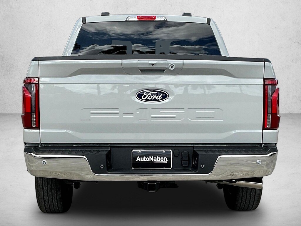 New 2026 Ford F-150 LARIAT Truck SuperCrew Cab
