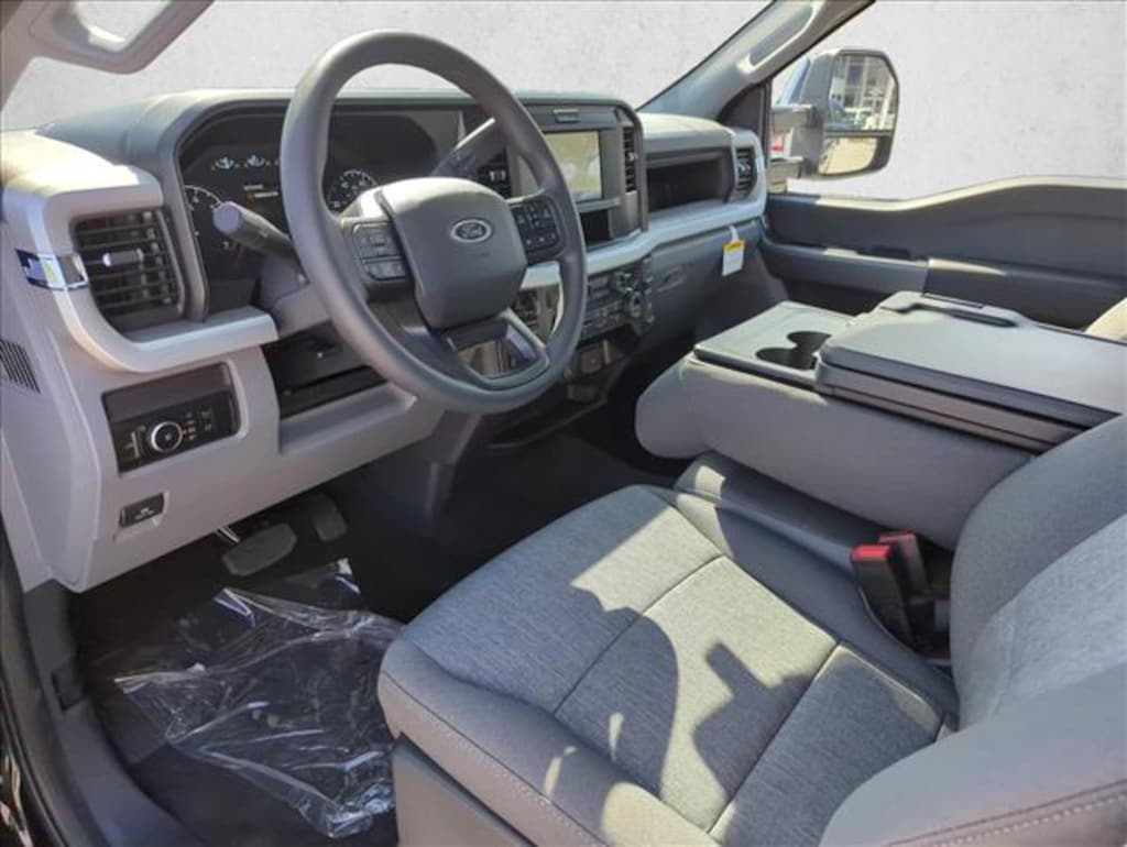 New 2026 Ford F-250 XL Truck Crew Cab