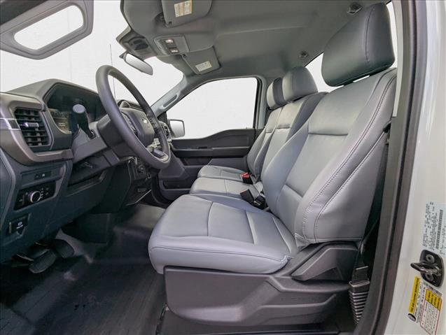 2025 Ford F-150 XL photo 4