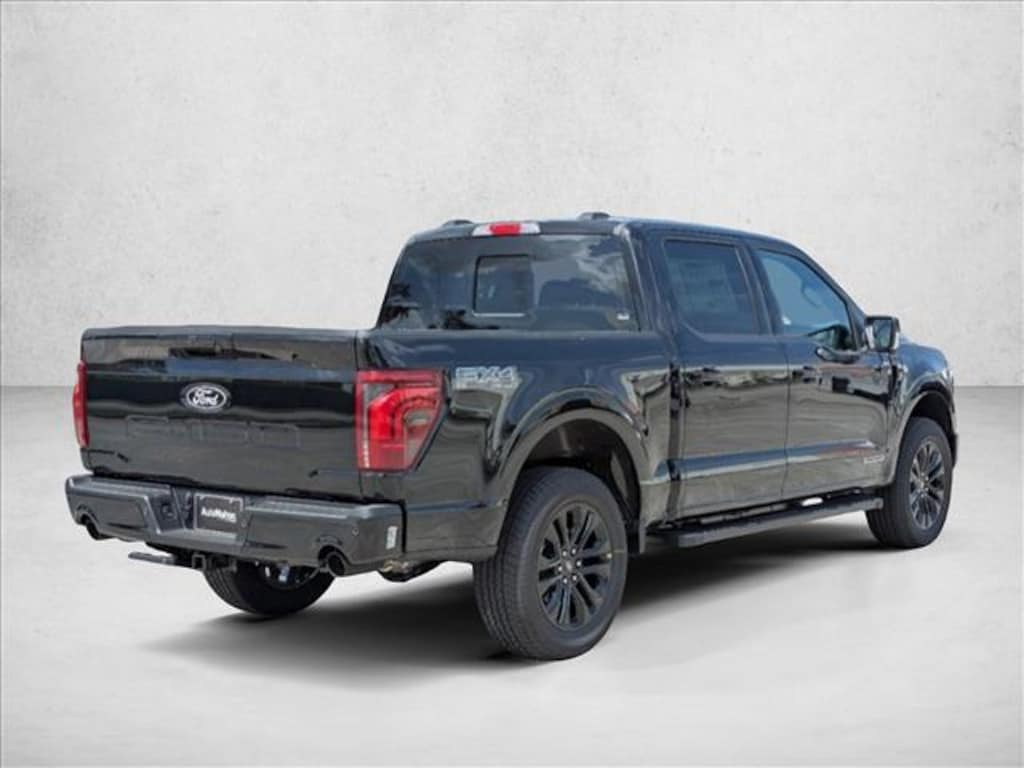New 2025 Ford F-150 LARIAT Truck SuperCrew Cab