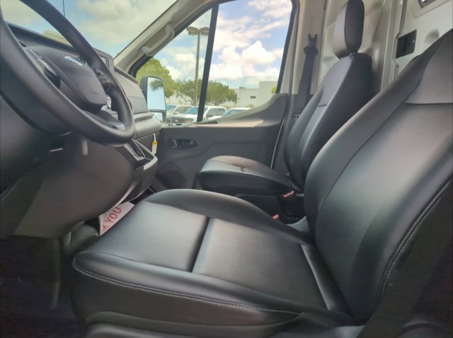 2025 Ford Transit photo 2