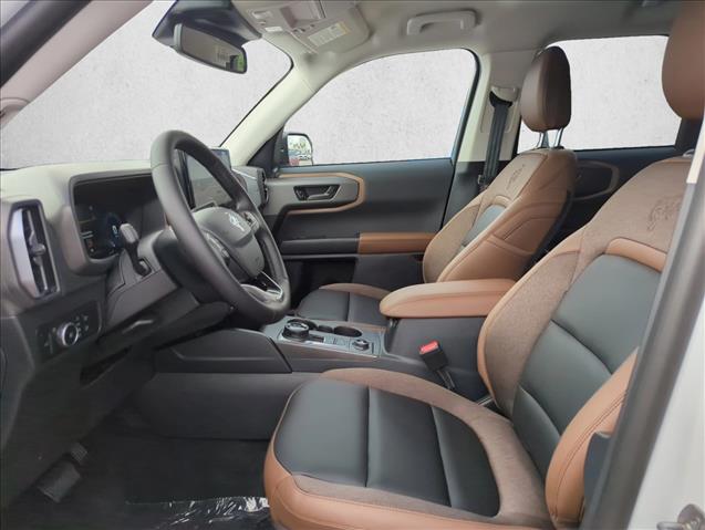 2025 Ford Bronco Sport Outer Banks photo 4