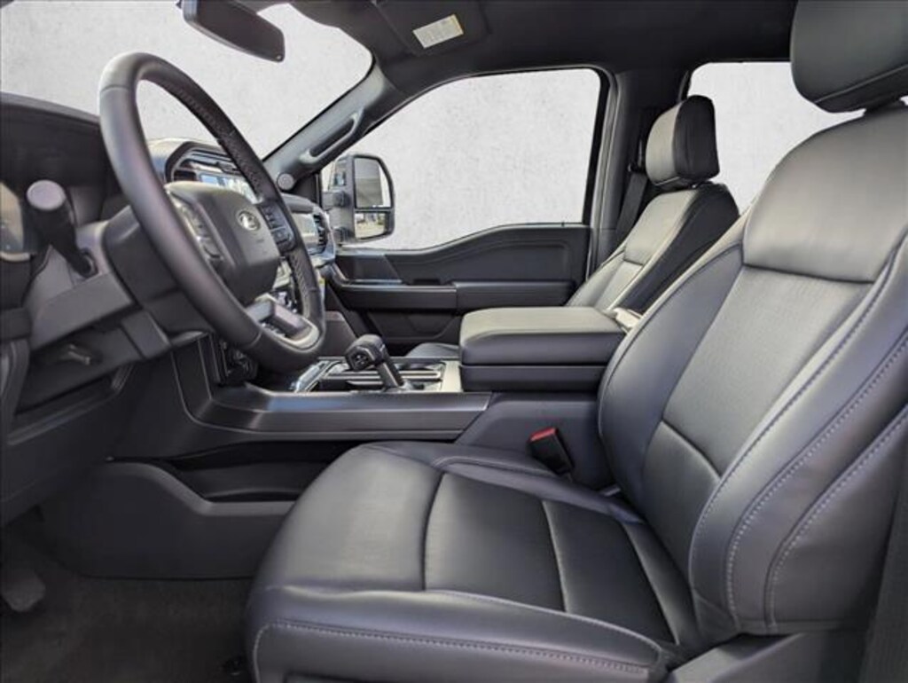 New 2025 Ford F-150 LARIAT Truck SuperCrew Cab