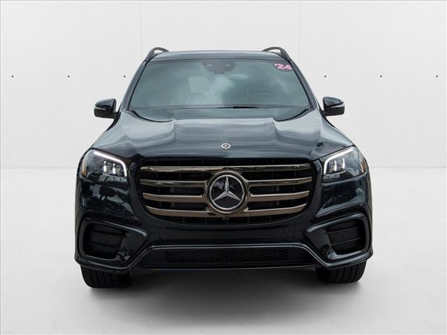 2024 Mercedes Benz GLS 450 photo 2