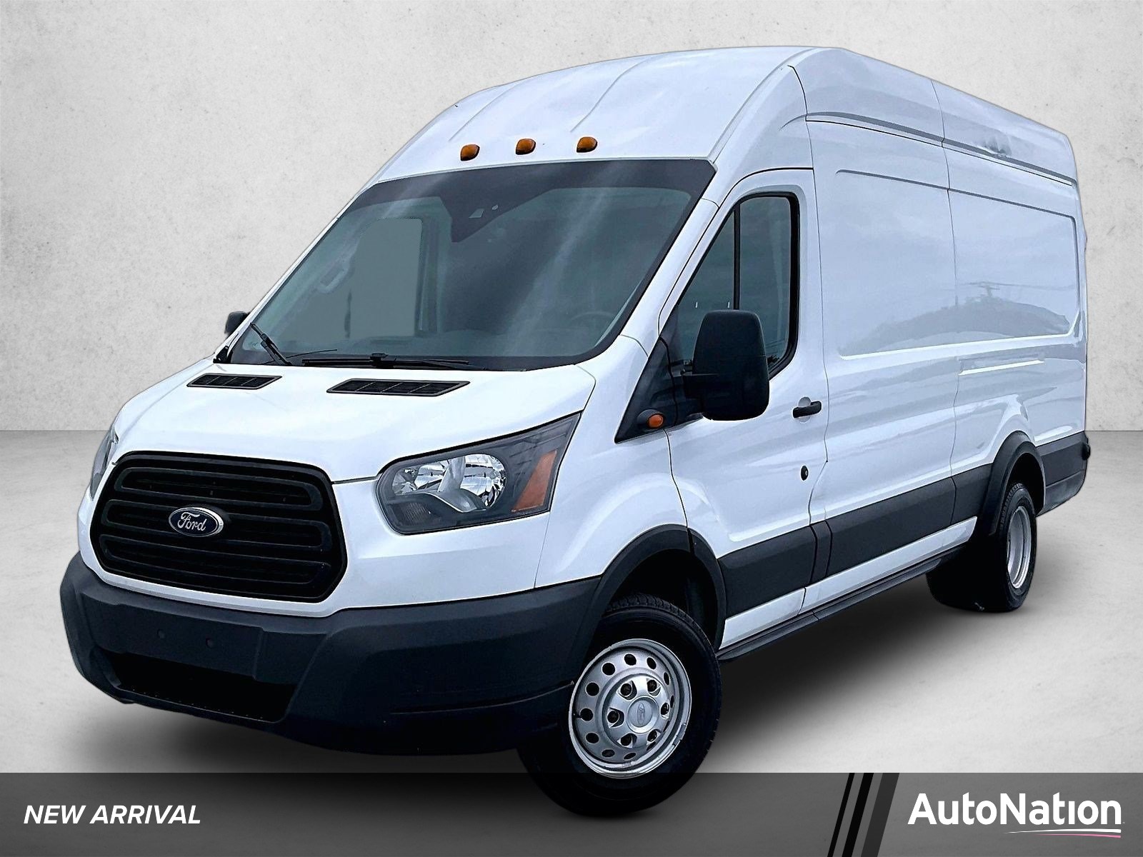  Ford Transit-350