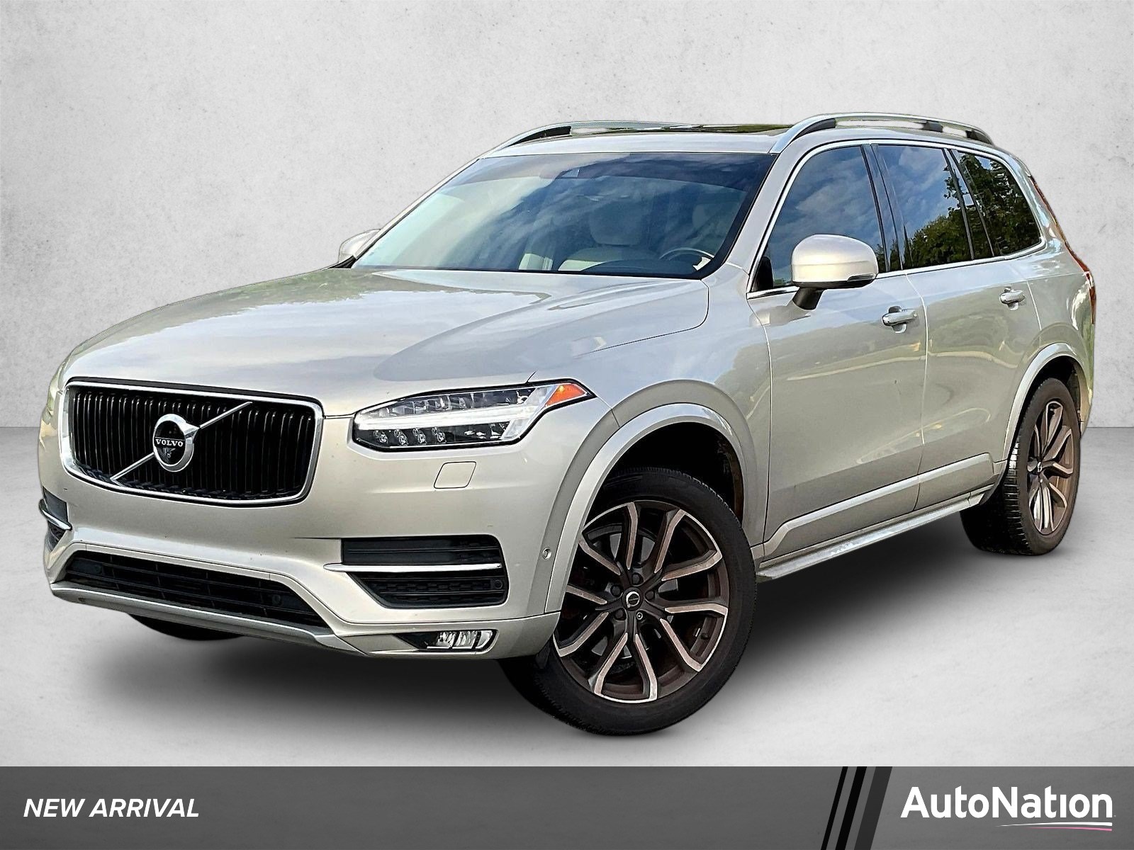 Used 2018 Volvo XC90 Momentum SUV