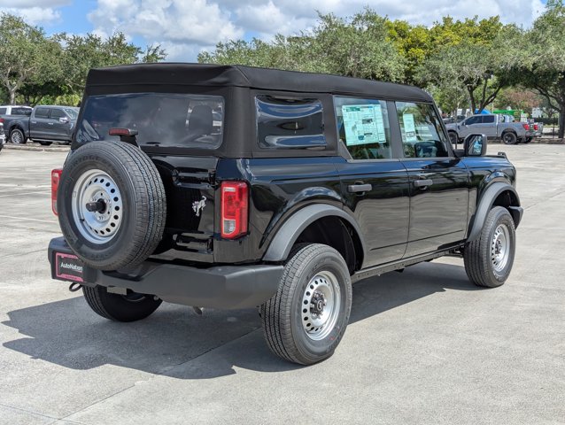 2025 Ford Bronco Base photo 2
