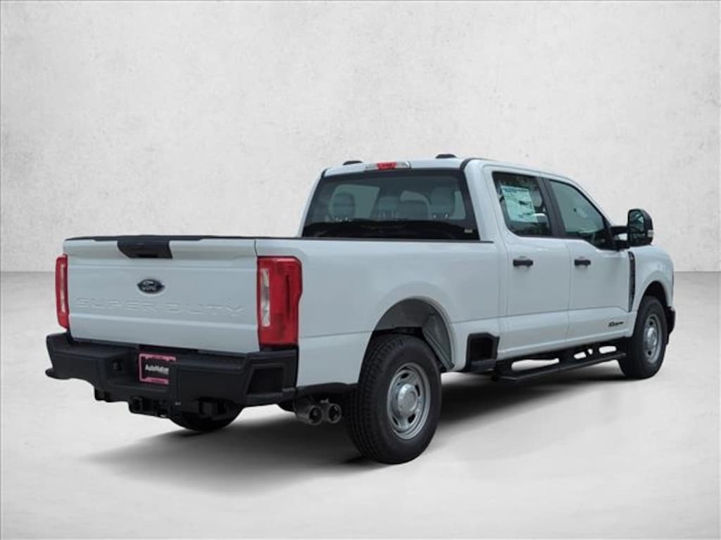 New 2026 Ford F-250 XL Truck Crew Cab