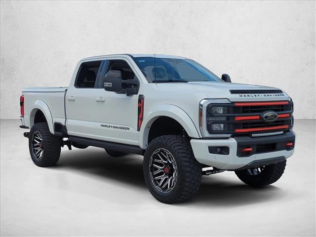 2025 Ford F-250 Lariat photo 3