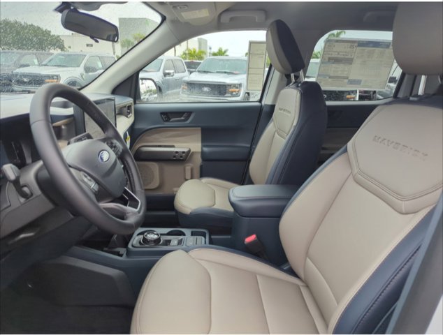 2025 Ford Maverick Lariat photo 3