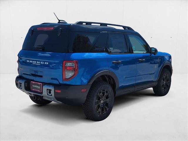2025 Ford Bronco Sport Outer Banks photo 2