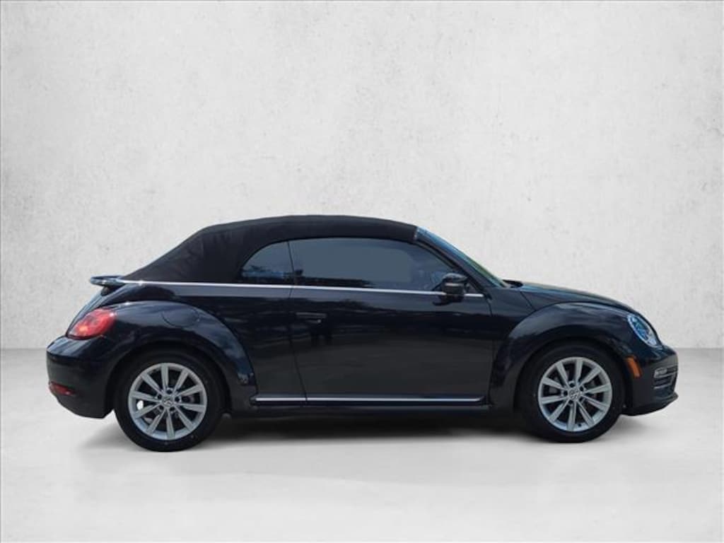 Used 2017 Volkswagen Beetle 1.8T SE Convertible