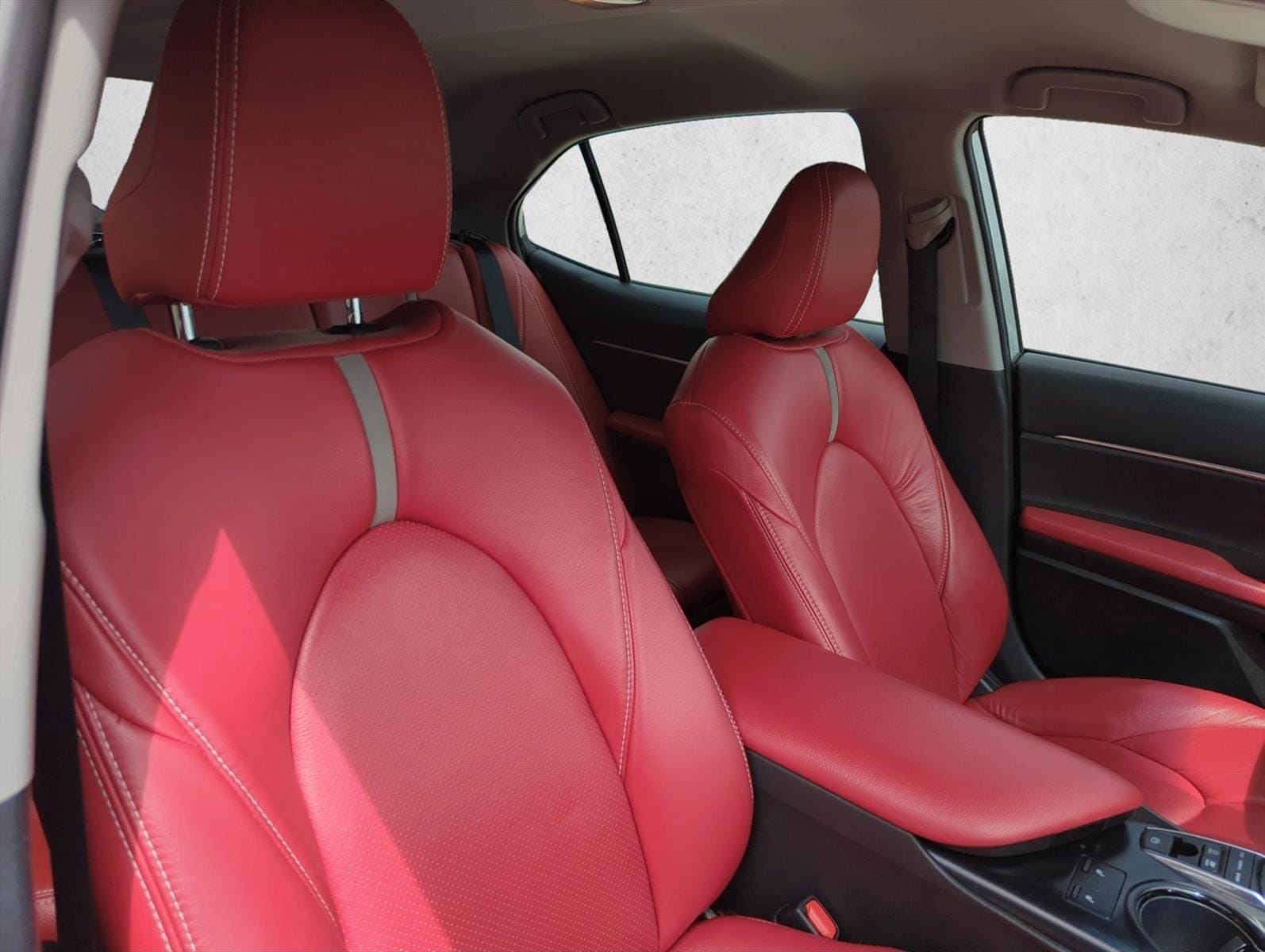 2019 Toyota Camry 23