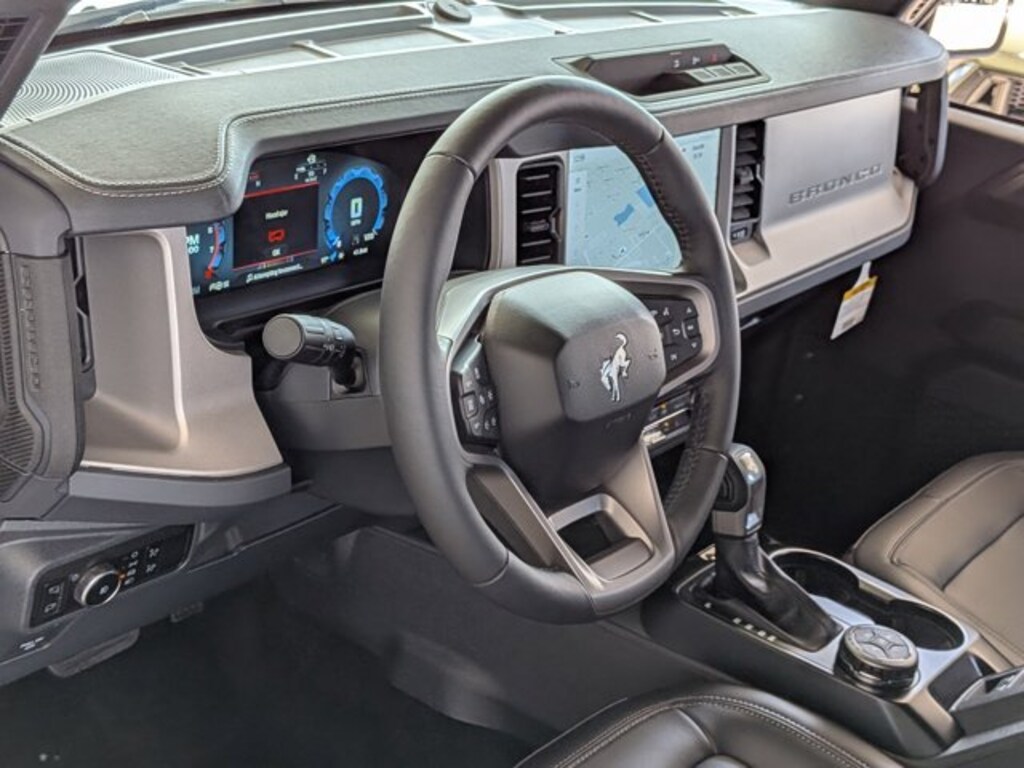 New 2025 Ford Bronco Outer Banks SUV