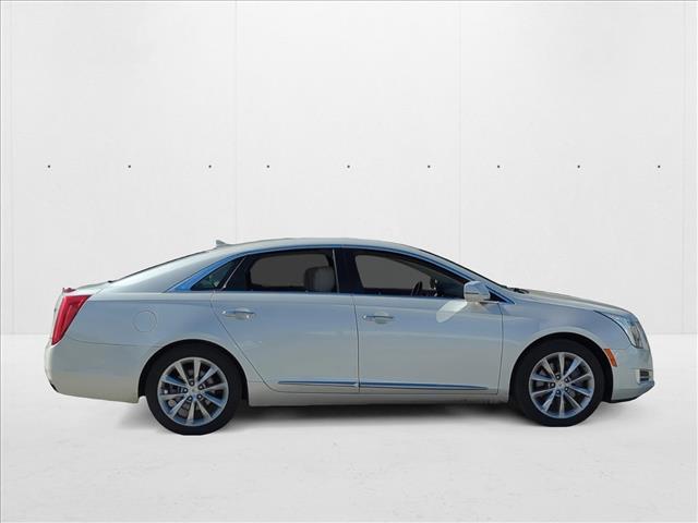 2013 Cadillac XTS Premium photo 3