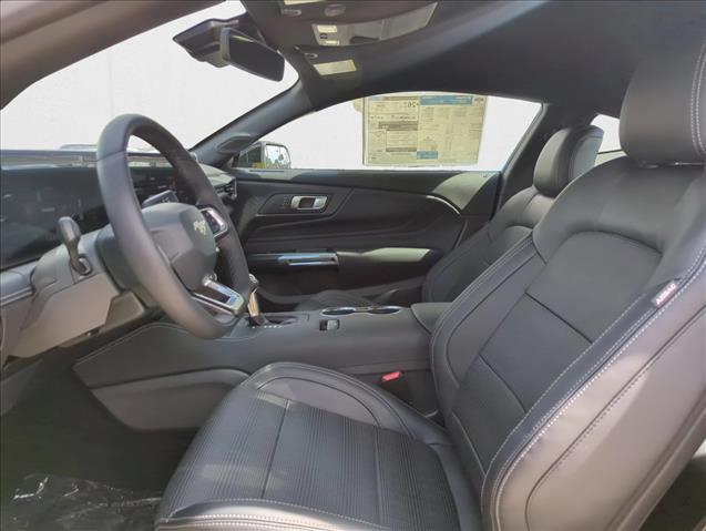 2025 Ford Mustang EcoBoost Premium photo 4