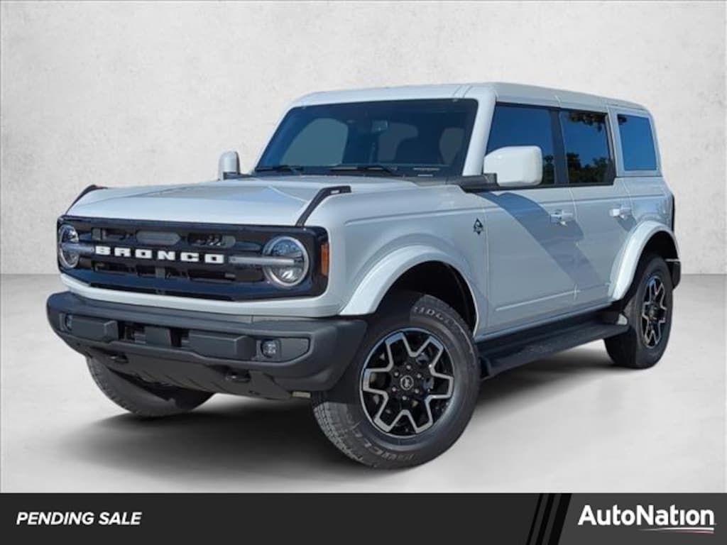 New 2025 Ford Bronco Outer Banks SUV