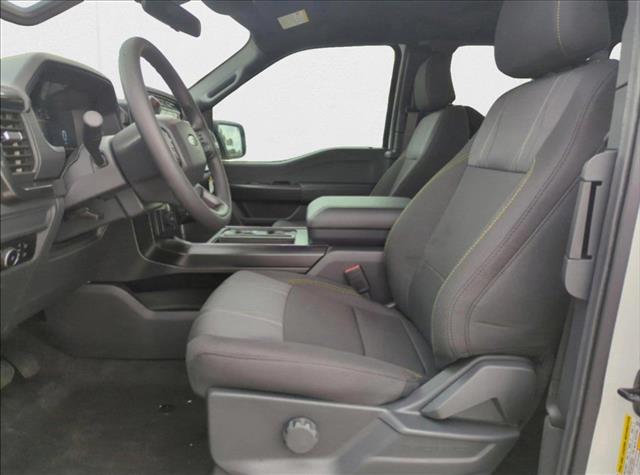 2025 Ford F-150 STX photo 4