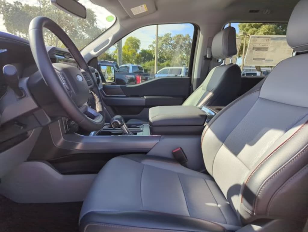 New 2025 Ford F-150 LARIAT Truck SuperCrew Cab