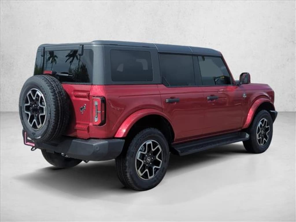 New 2026 Ford Bronco Outer Banks SUV