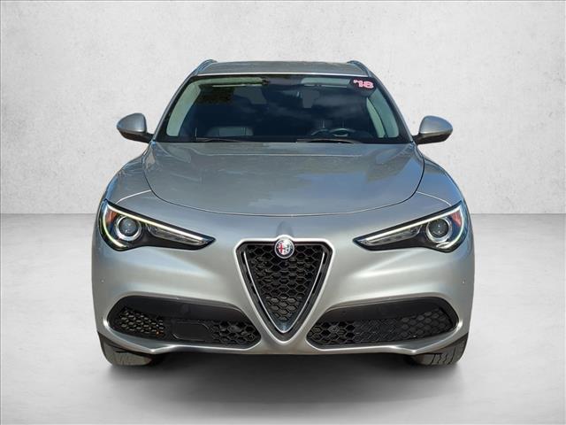 2018 Alfa Romeo Stelvio Q4 photo 2