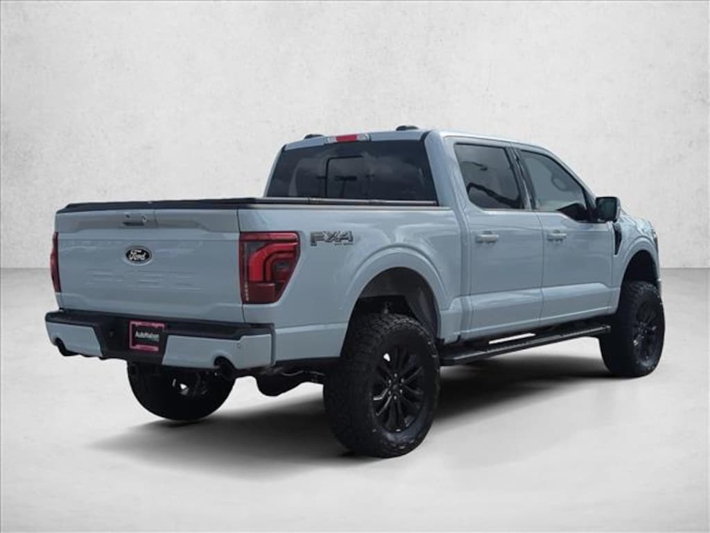 New 2025 Ford F-150 LARIAT Truck SuperCrew Cab