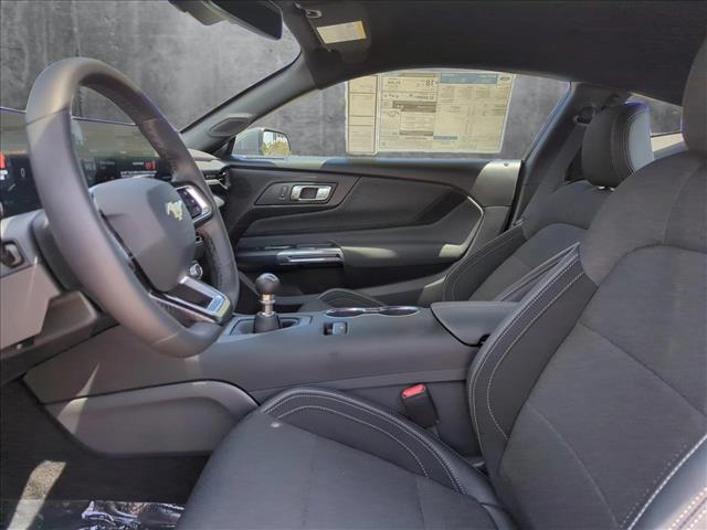 2025 Ford Mustang GT photo 4