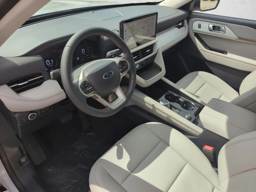 New 2026 Ford Explorer Active w/200A Pkg SUV