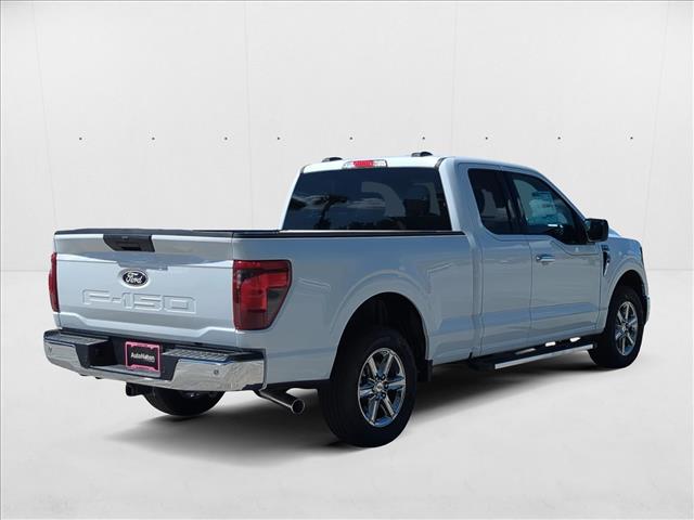 2025 Ford F-150 XLT photo 2