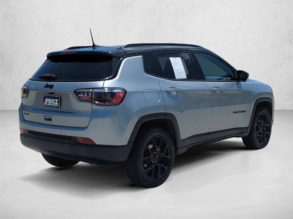 Used 2023 Jeep Compass Altitude SUV