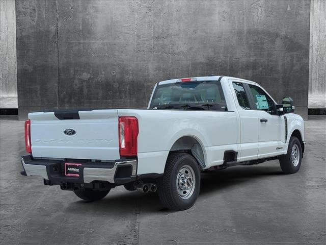 2025 Ford F-250 XL photo 2