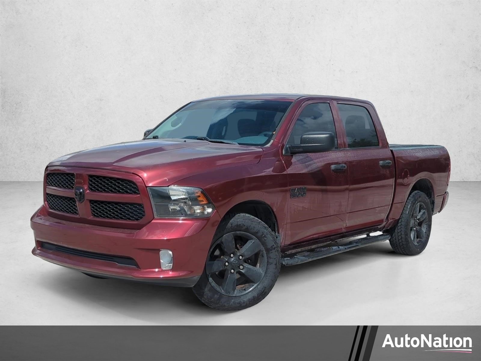 2018 RAM 1500 Express Crew Cab 5'7's photo