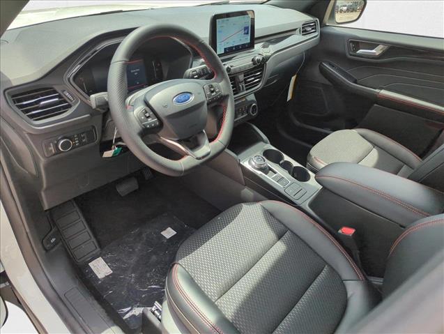 2025 Ford Escape ST-Line photo 3