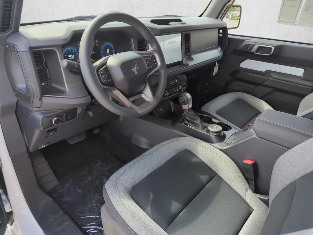 New 2026 Ford Bronco Base SUV