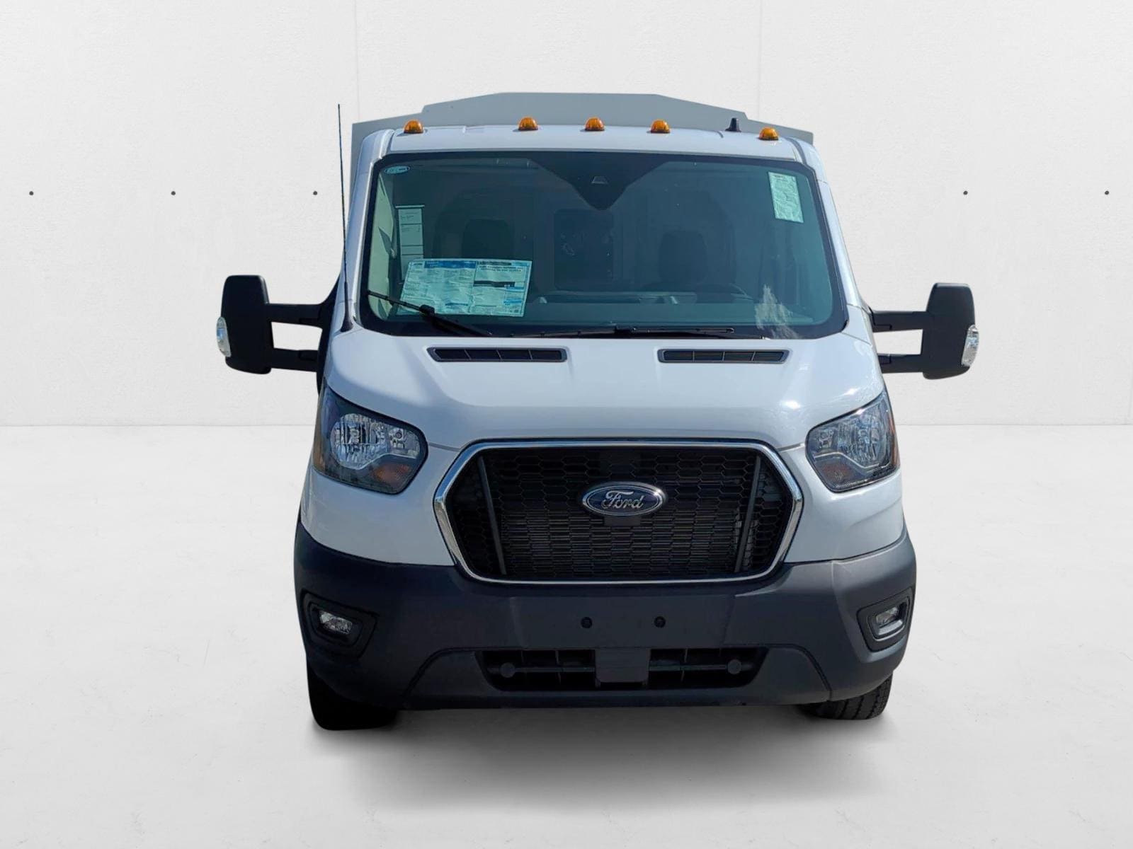 2024 Ford Transit Cutaway Base - Photo 6