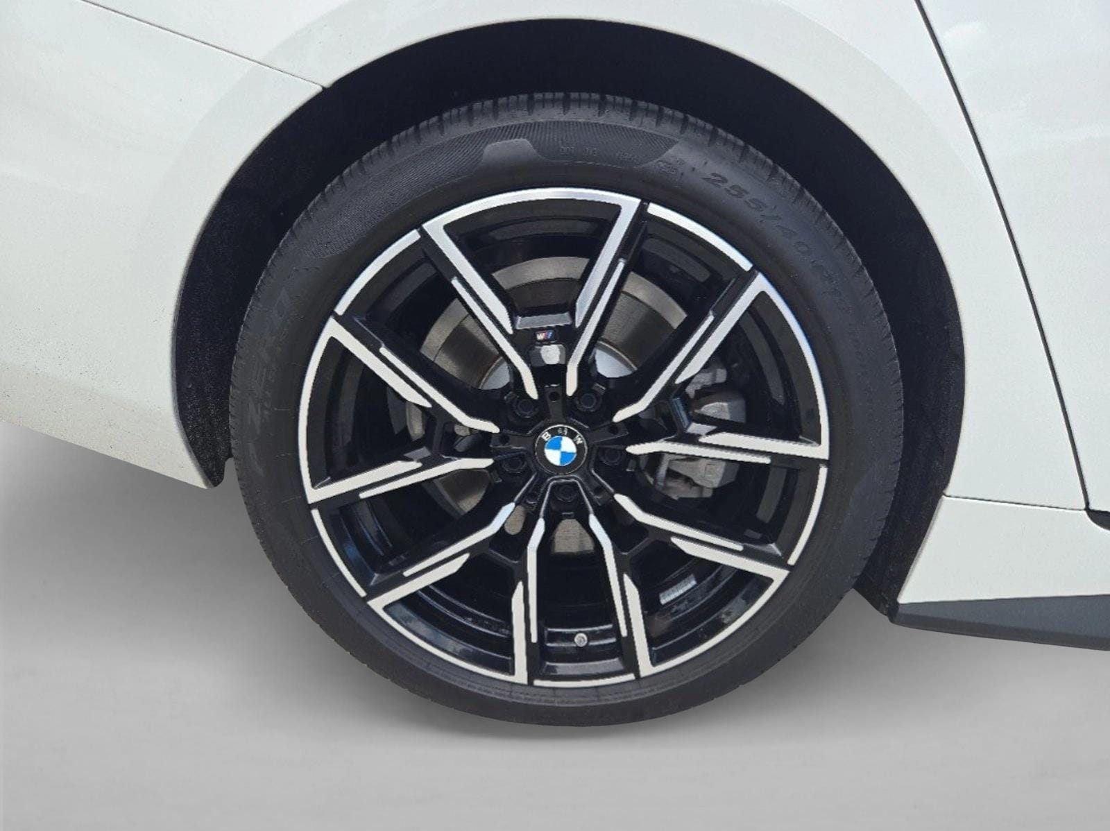 2025 BMW i4 26