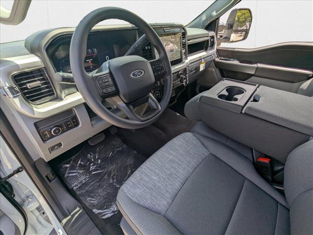 2026 Ford F-350 XLT photo 3