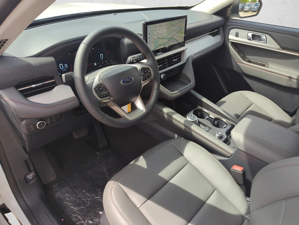 New 2026 Ford Explorer Active w/200A Pkg SUV