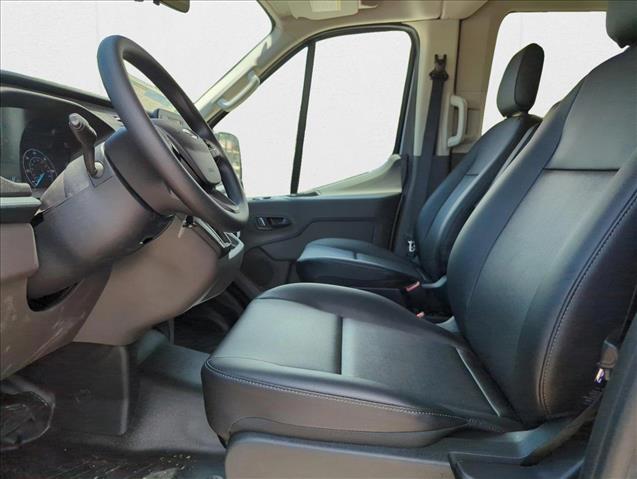 2025 Ford Transit photo 4
