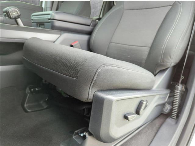 2025 Ford F-150 XLT photo 4