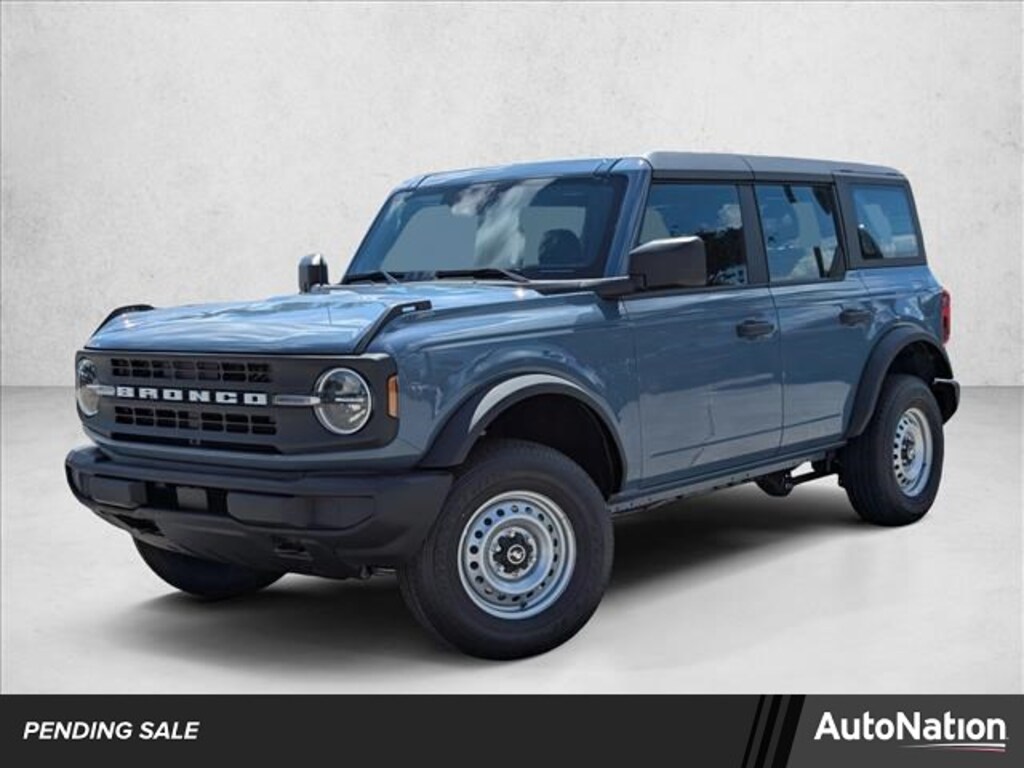 New 2025 Ford Bronco Base SUV