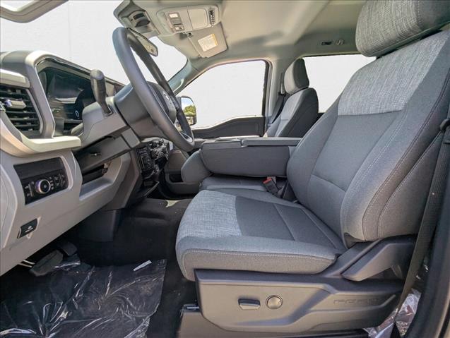 2026 Ford F-350 XLT photo 4